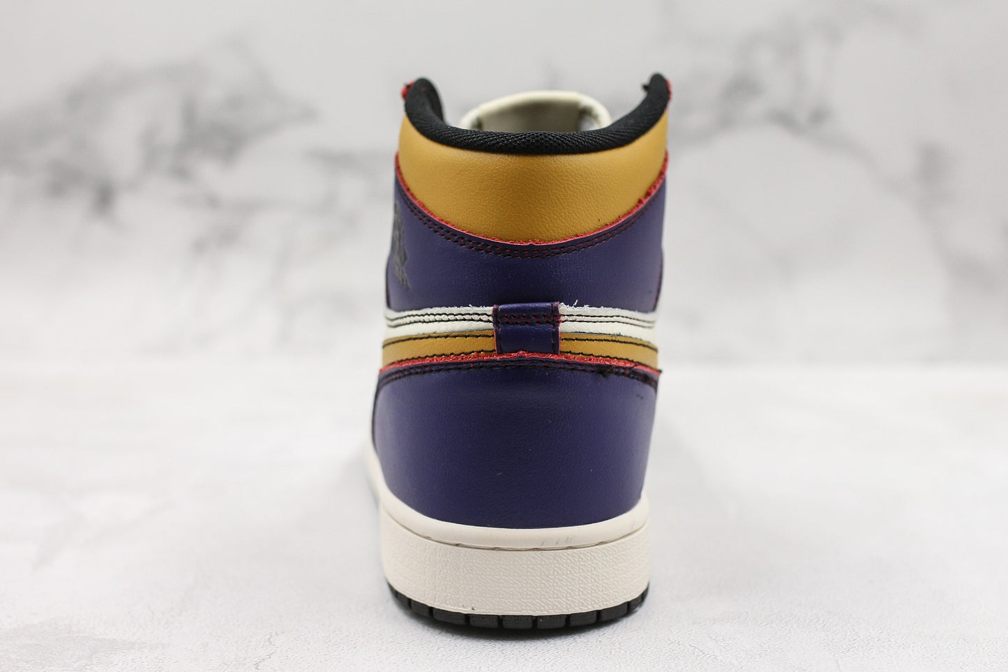 Jordan 1 Retro High OG Defiant SB LA para Chicago