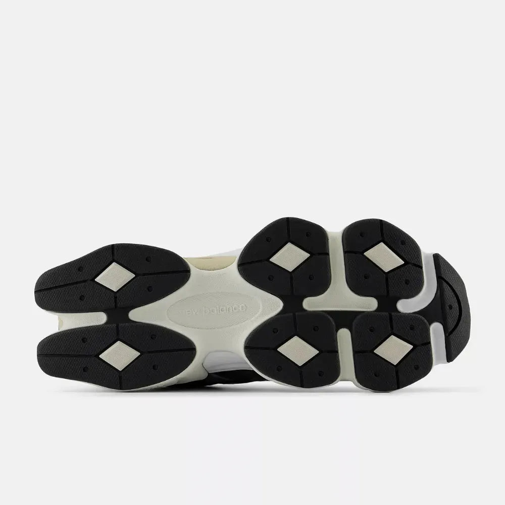 New Balance 9060 Preto