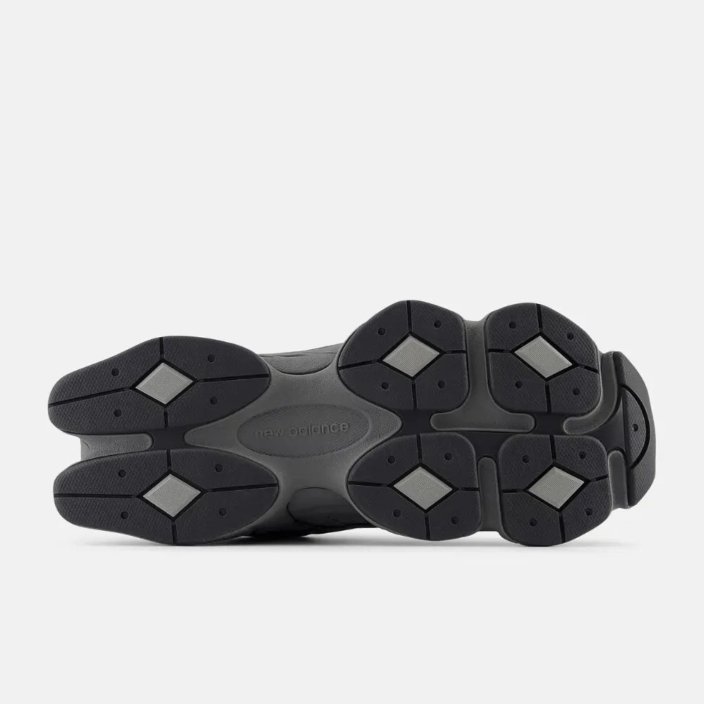 New Balance 9060 Team Away Cinza