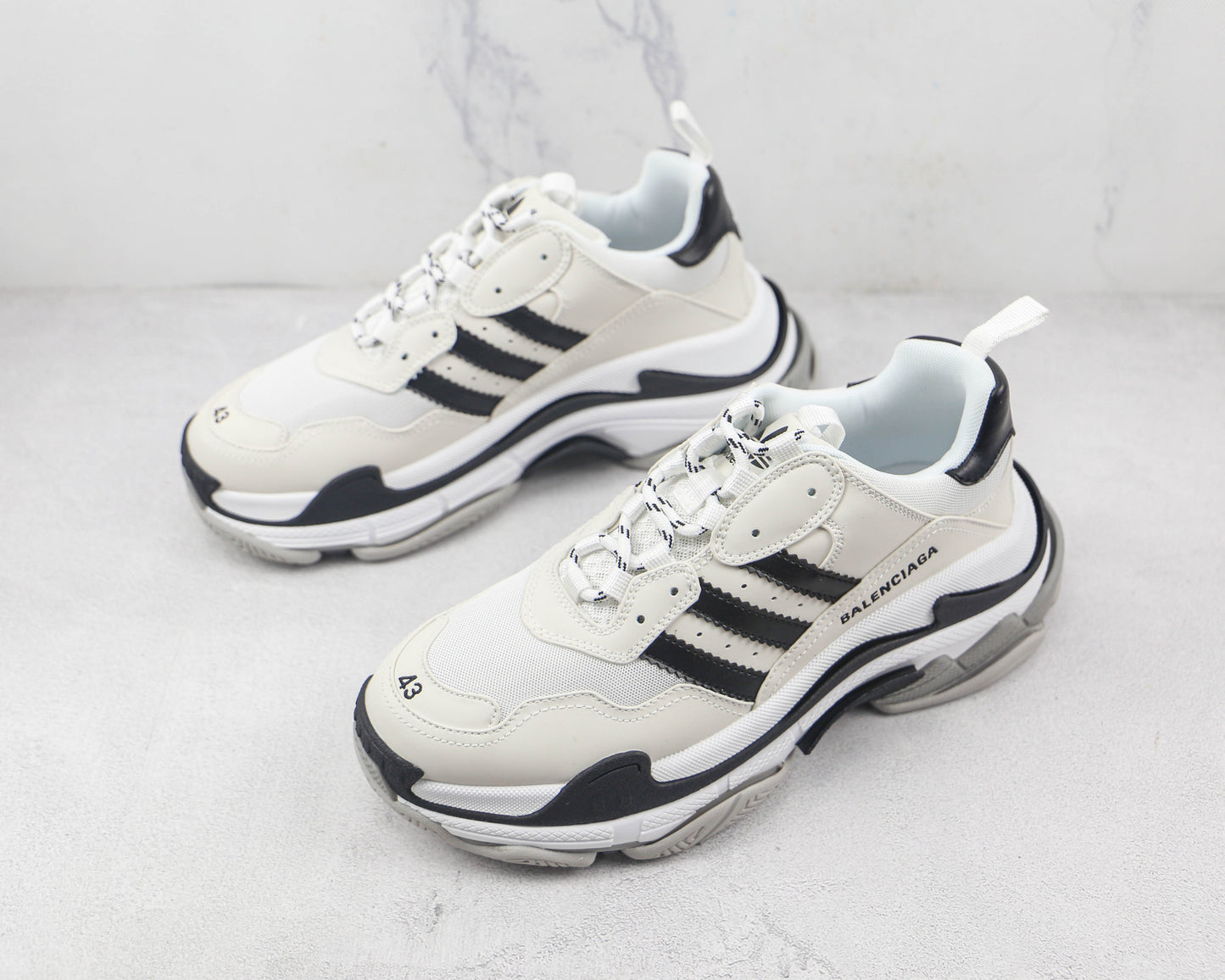 Balenciaga Adidas Branco Preto