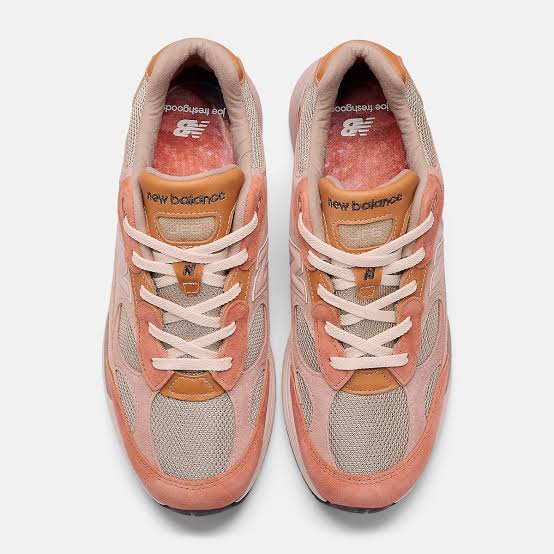 New Balance 992 “Envelheceu Bem”