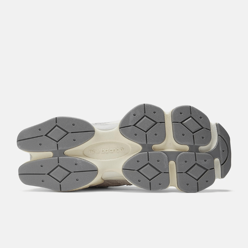 New Balance 9060 Dezembro Sky