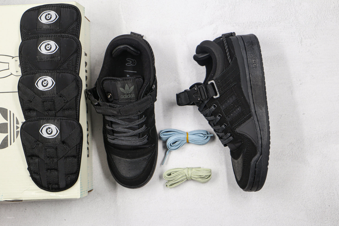 Adidas Bad Bunny Volta às Aulas