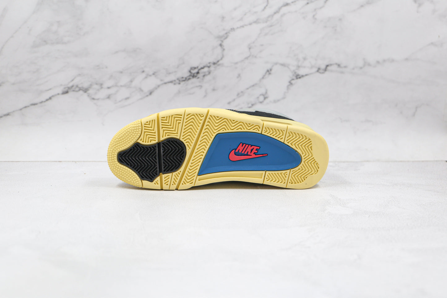 Jordan 4 Retro Union Off Noir 