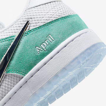 Nike SB x April Skateboards Dunk Low Pro