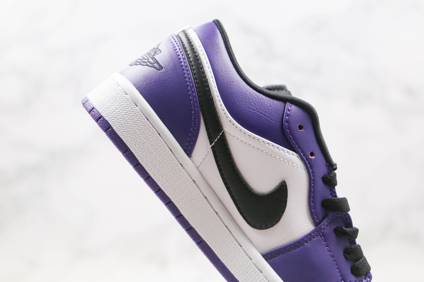 Jordan 1 Low Court Roxo Branco 