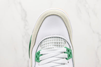 Jordan 4 Retro SB Verde Pinheiro