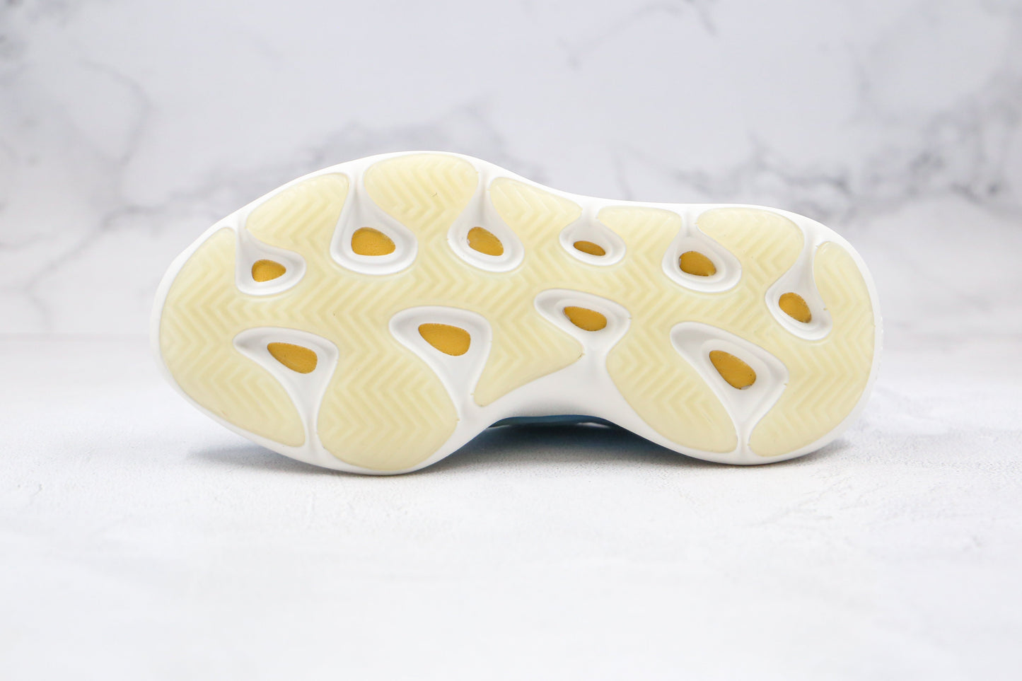 Adidas Yeezy Boost 700 V3 Arzareth 