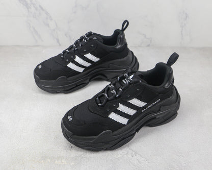 Balenciaga X Adidas Preto e Branco 