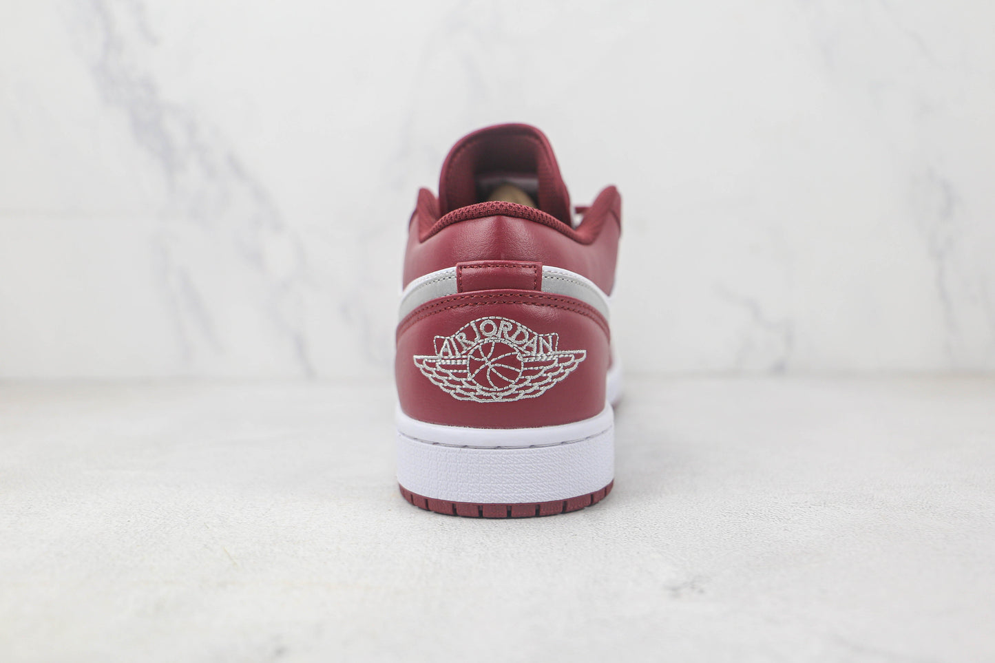 Jordan 1 Low Bordeaux 
