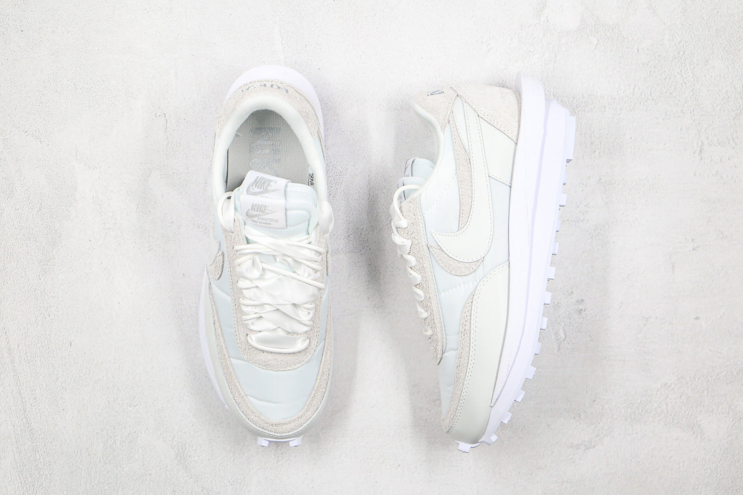 Tênis Nike Waffle Sacai Branco Nylon 