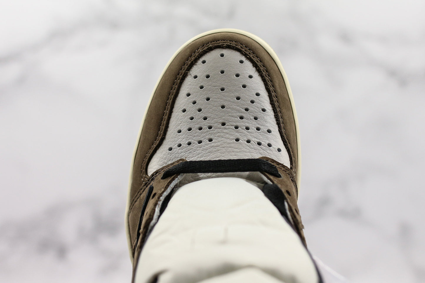 Jordan 1 Retro High Travis Scott Mocha 