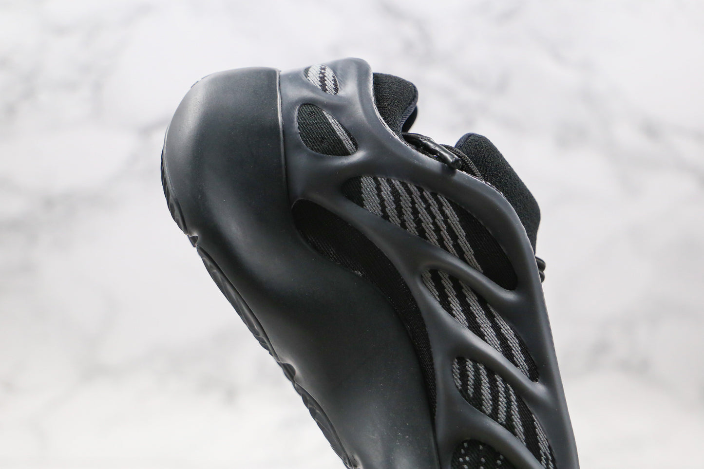 Adidas Yeezy Boost 700 V3 Alvah 