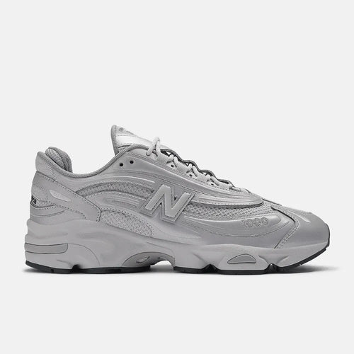 New Balance 1000 Prata Metálico Raincloud