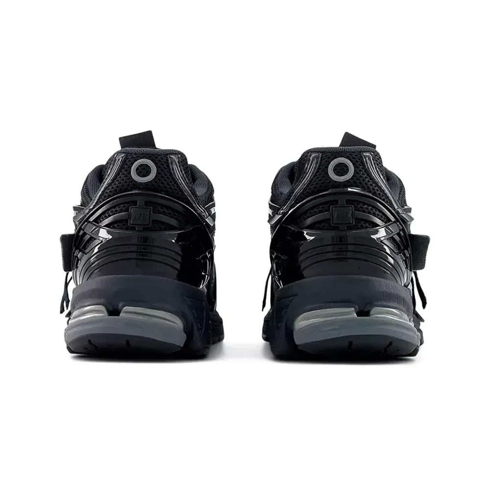 New Balance 1906A Preto Prateado Metálico