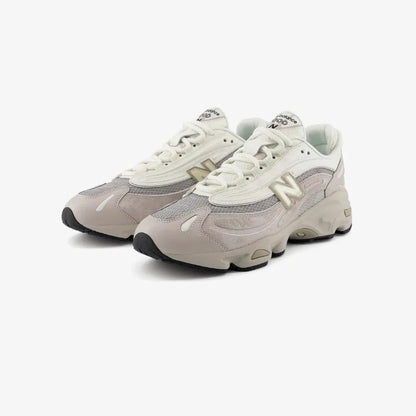 New Balance 1000 Creme Cinza