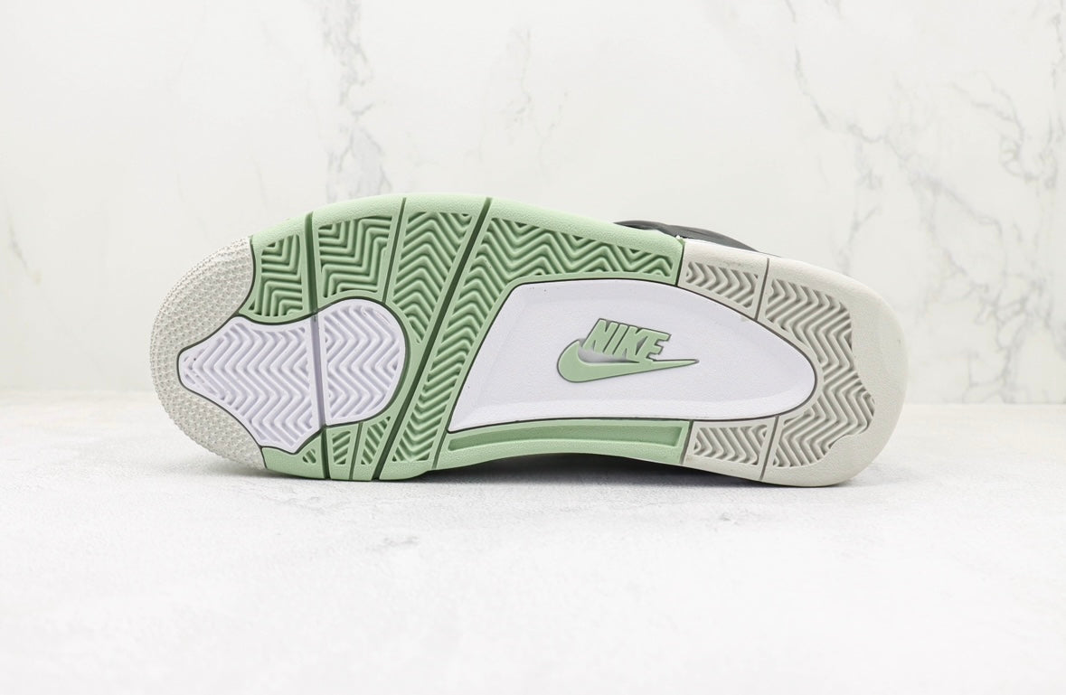 Jordan 4 Retro Seafoam 