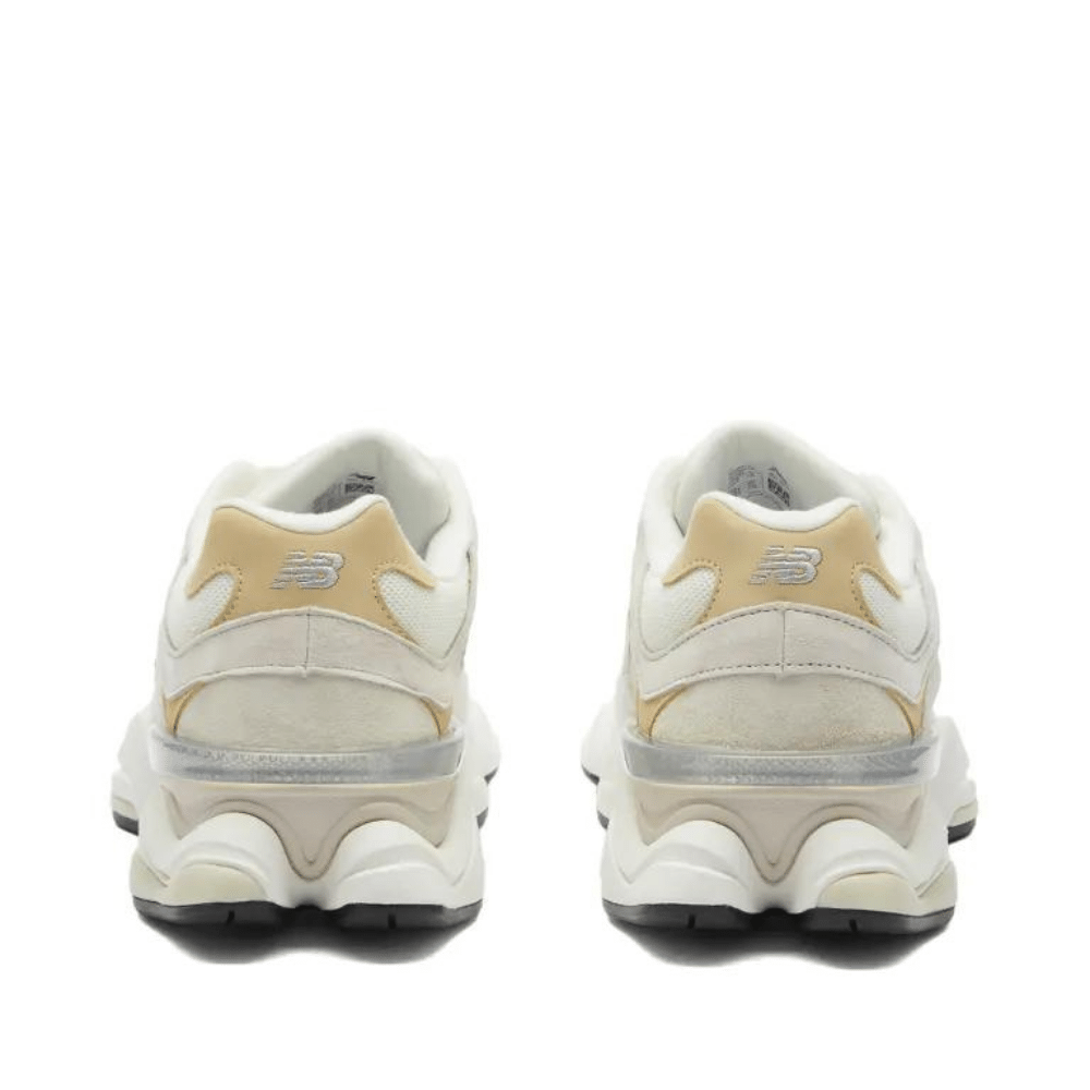 New Balance 9060 Pomba-rola
