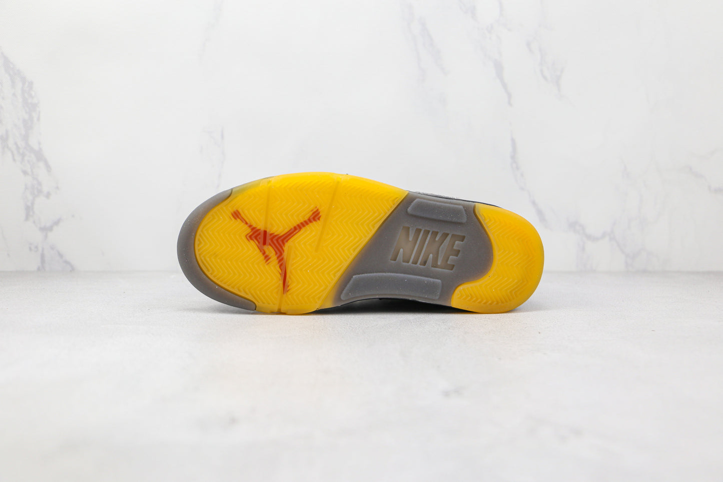 Jordan 5 Retro Off-White Preto 