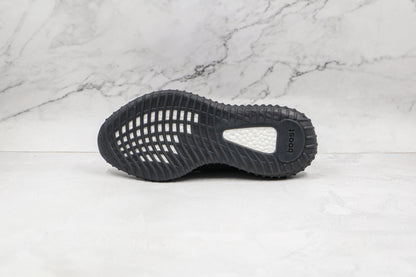 Adidas Yeezy Boost 350 V2 Preto (Não Refletivo) 