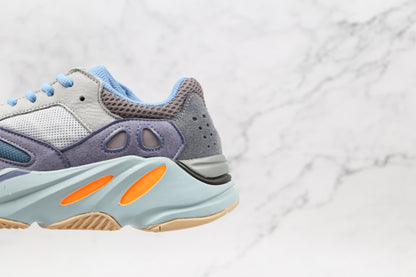 Adidas Yeezy Boost 700 Azul Carbono 