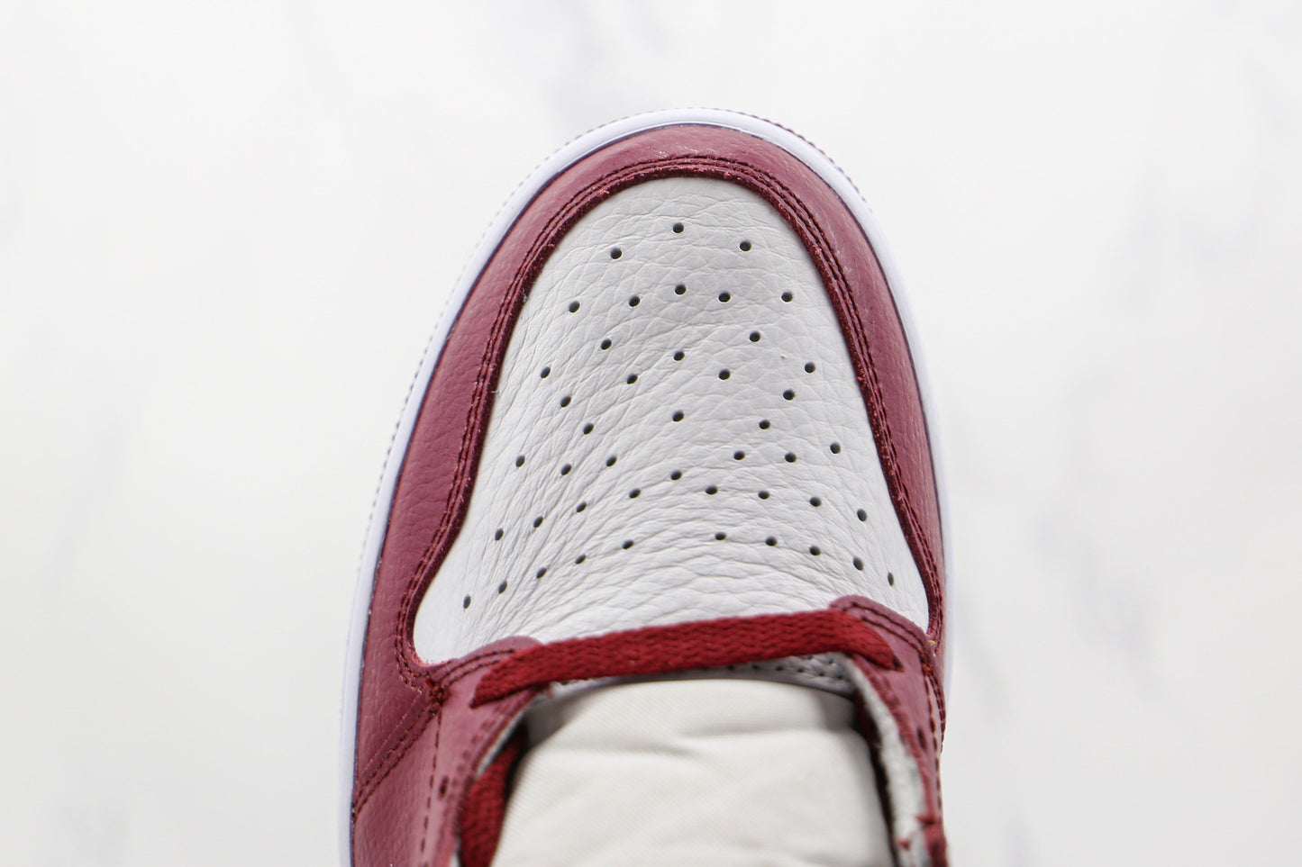 Jordan 1 Retro High Bordeaux 