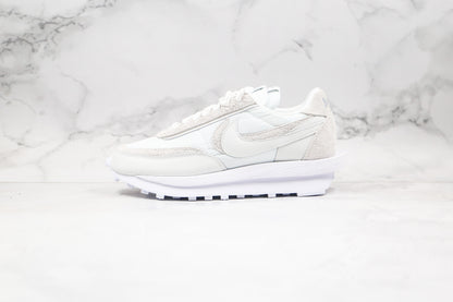 Tênis Nike Waffle Sacai Branco Nylon 