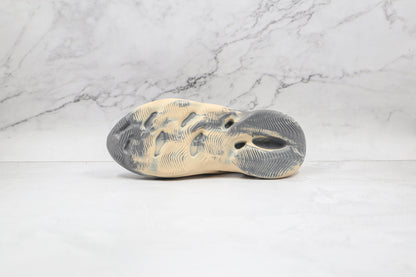 Adidas Yeezy Foam Moon Gray 