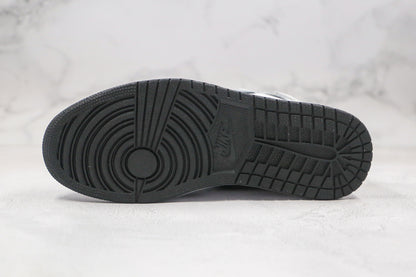 Jordan 1 Retro High Silver Toe 