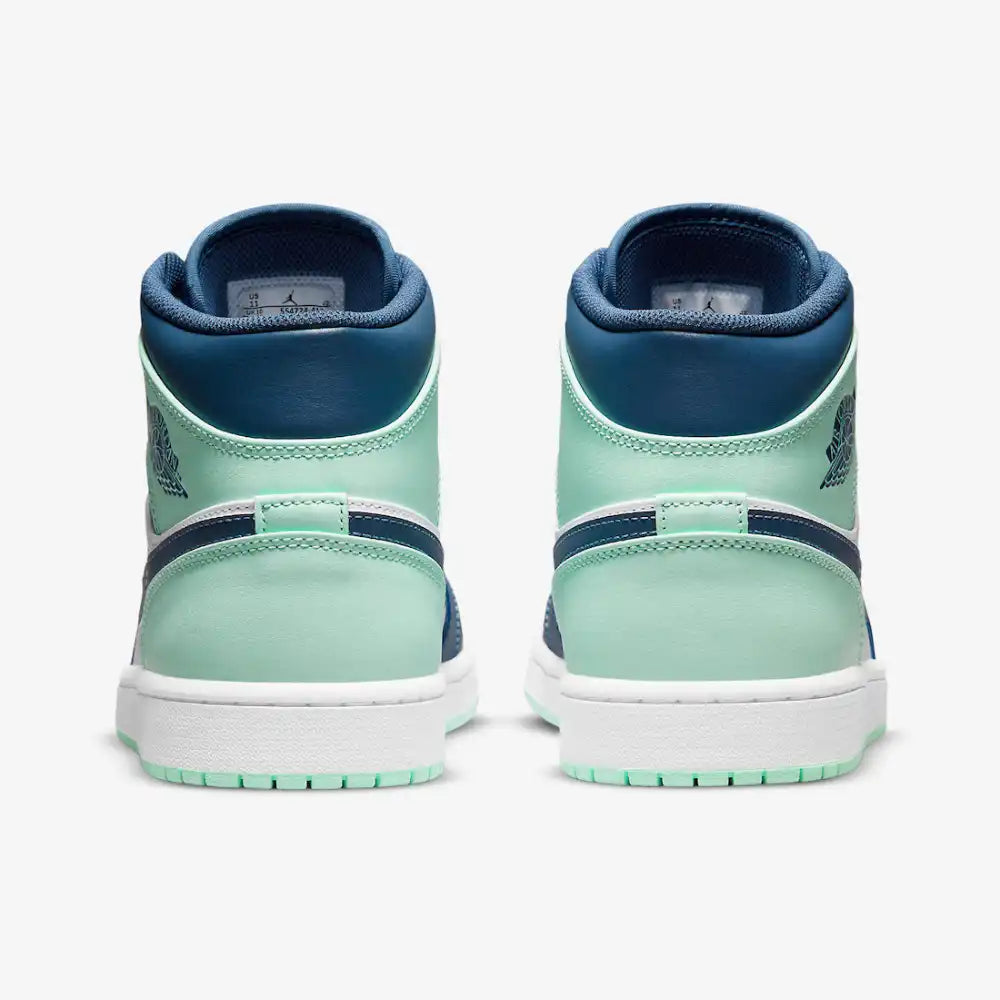 Jordan 1 Mid Azul Claro