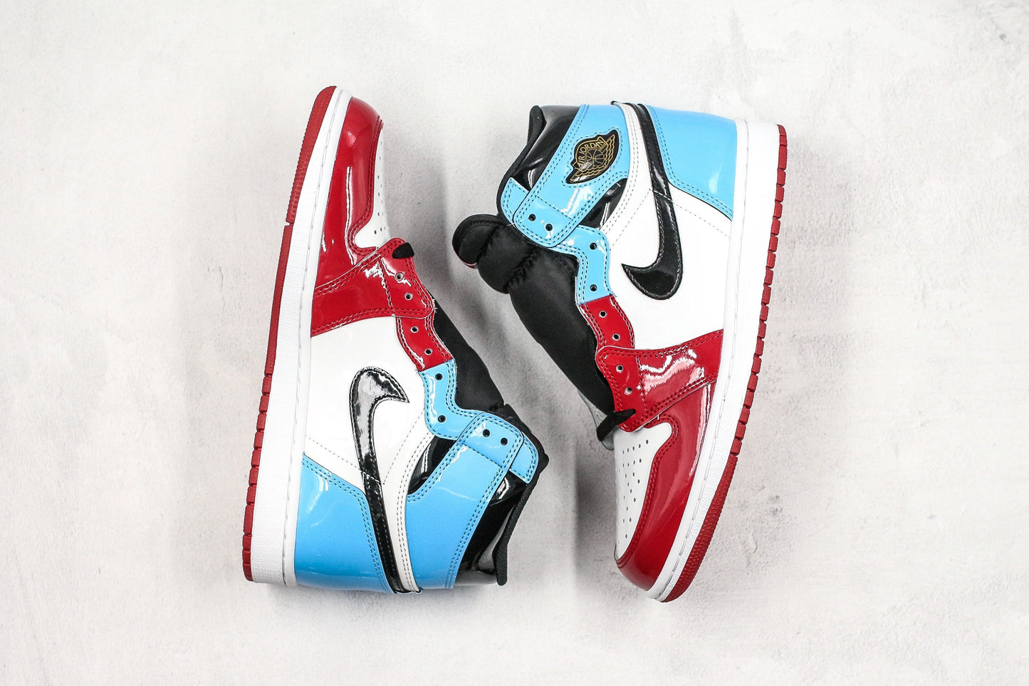 Jordan 1 Retro High Fearless UNC Chicago 