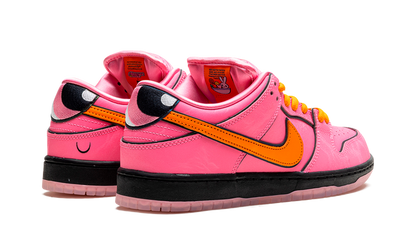 Nike SB Dunk Low Blossom x As Meninas Superpoderosas