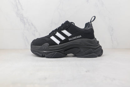 Balenciaga X Adidas Preto e Branco 