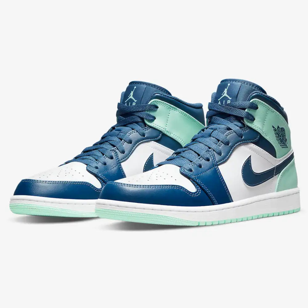 Jordan 1 Mid Azul Claro