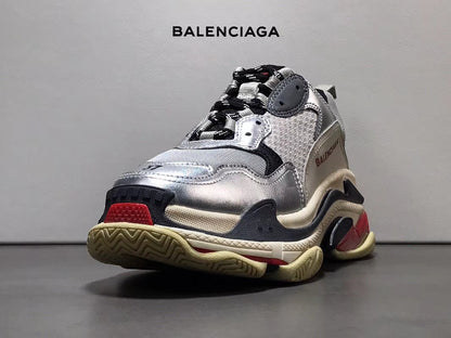 Balenciaga Triple S Prata e Preto 2019