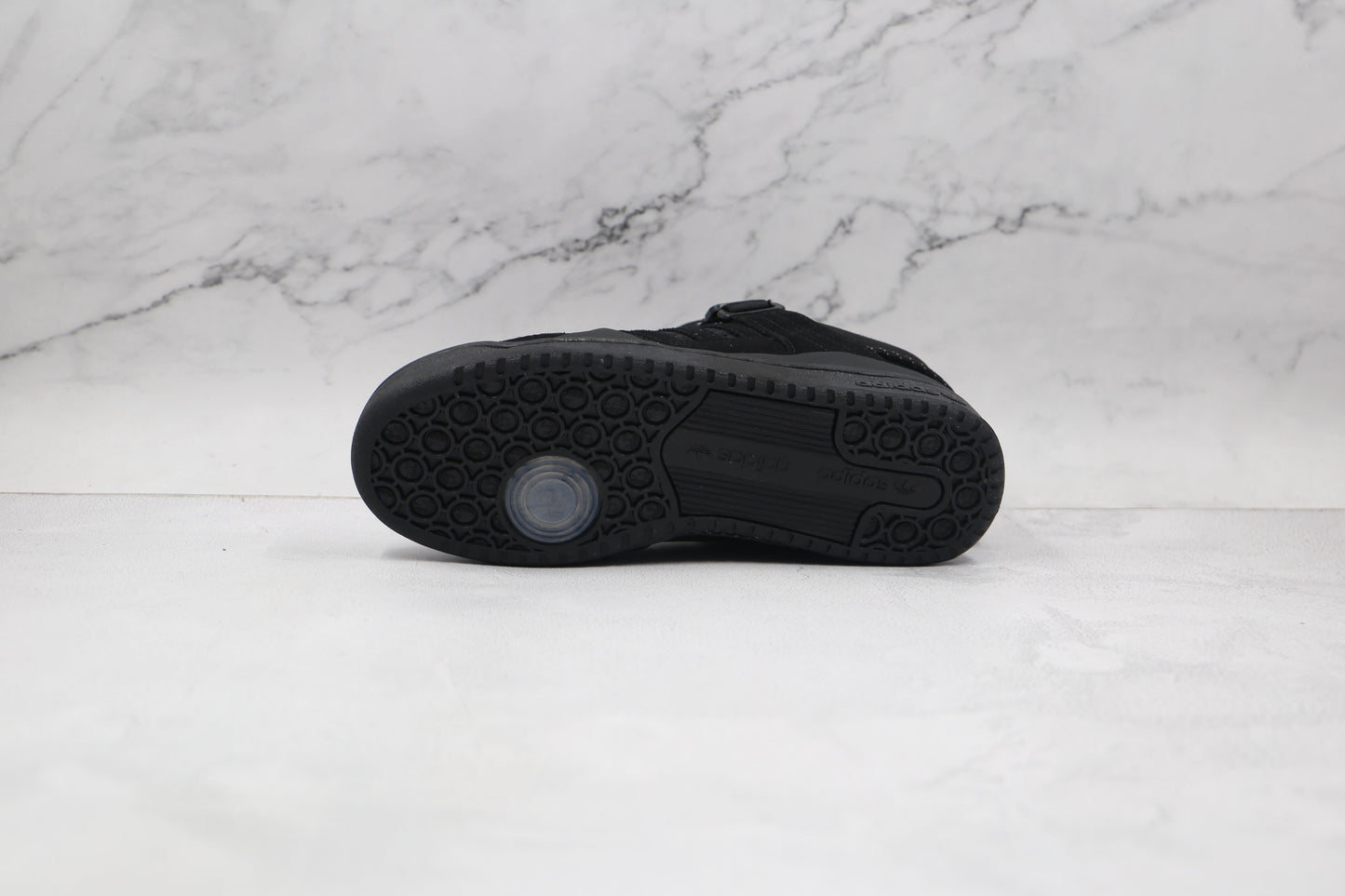 Adidas Bad Bunny Volta às Aulas 