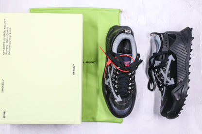 Off-White Odsy-1000 Preto SS20 