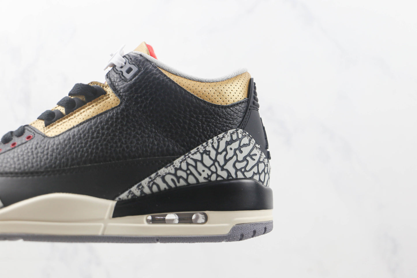 Jordan 3 Retro Cimento Dourado