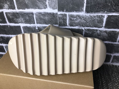 Adidas Yeezy Slide Pure 