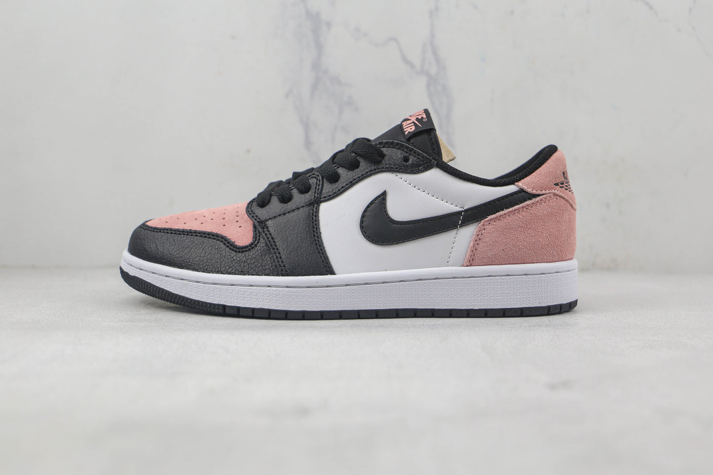 Jordan 1 Coral com Baixo Teor de Branqueamento 