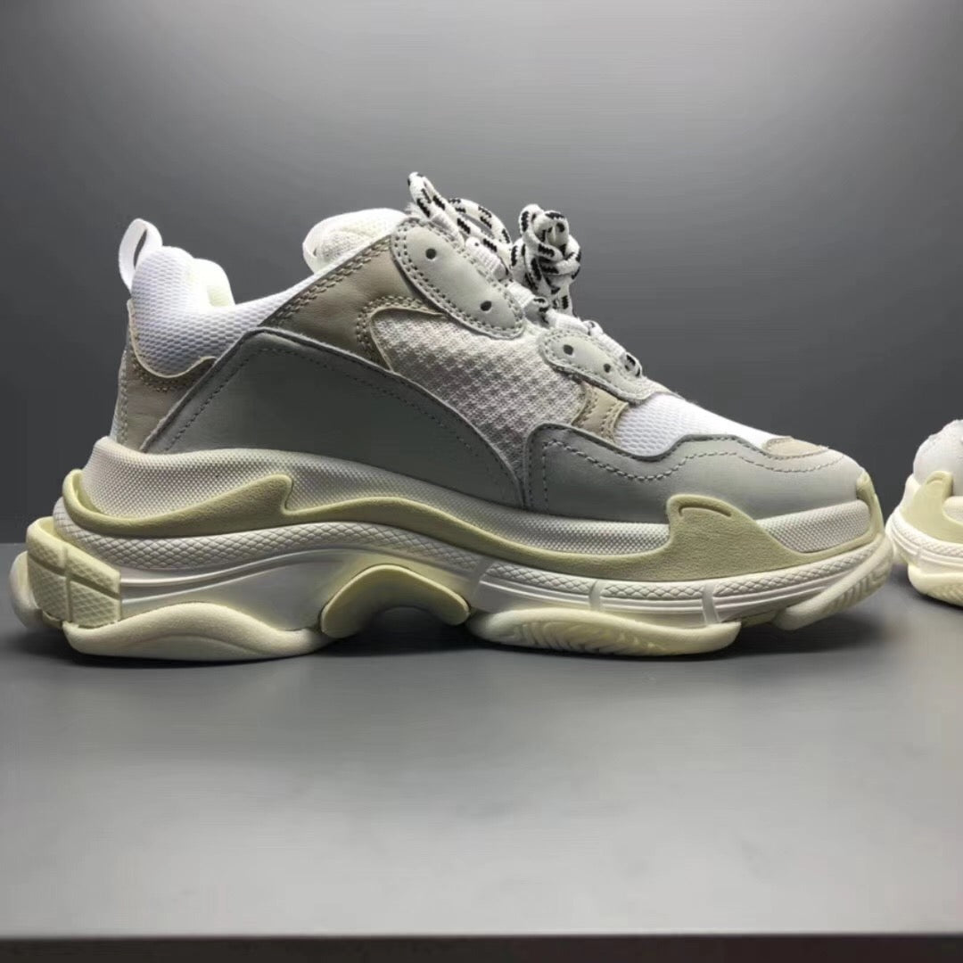 Balenciaga Triple S Branco 