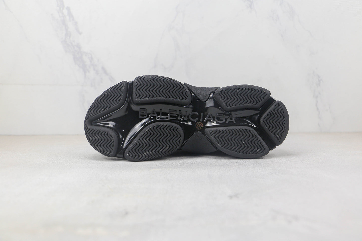 Balenciaga X Adidas Preto e Branco 