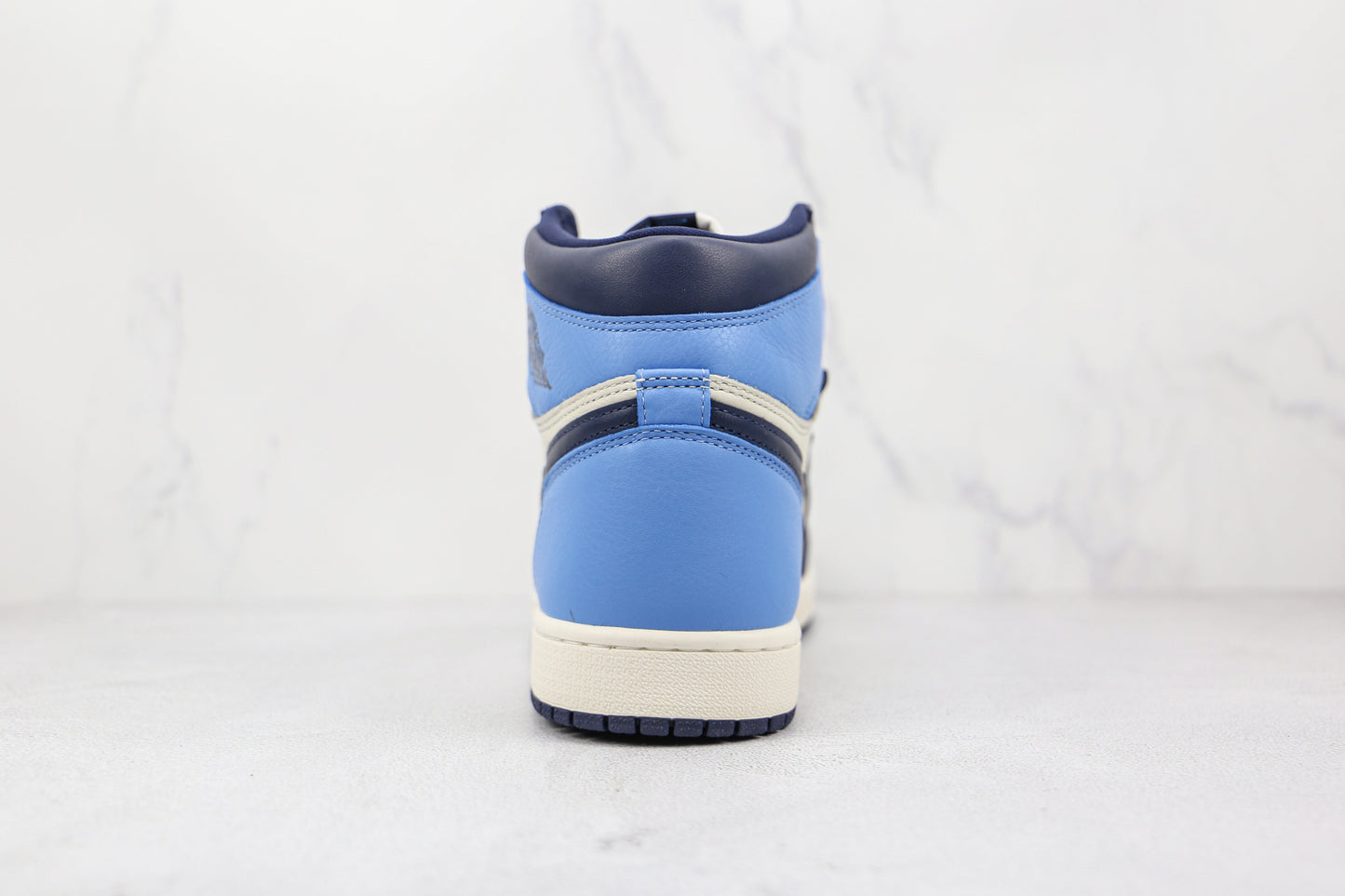 Jordan 1 Retro High Obsidian UNC 