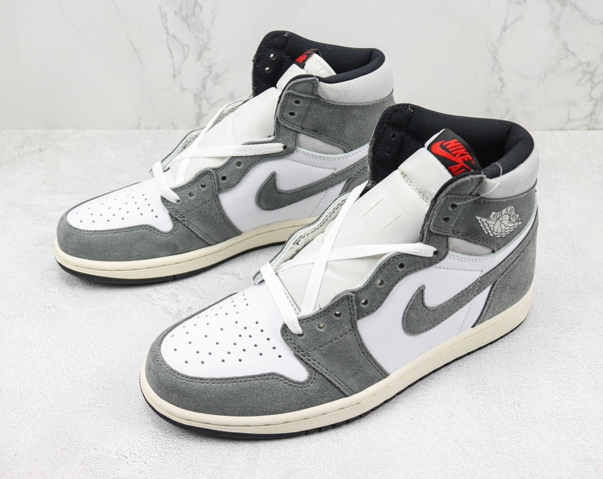 Jordan 1 Retro High Preto Lavado 