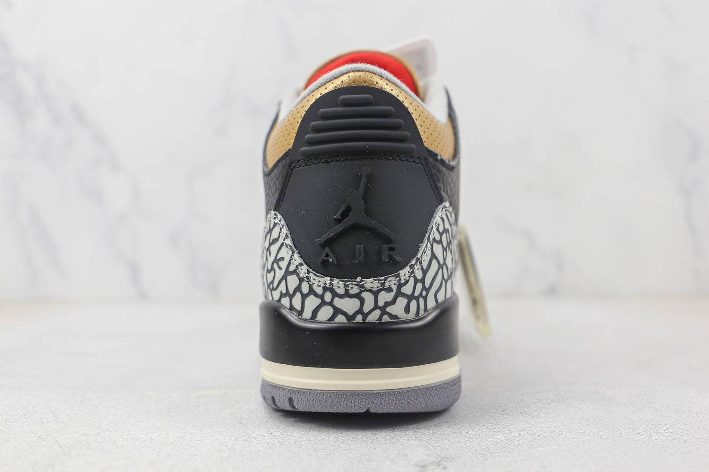 Jordan 3 Retro Cimento Dourado