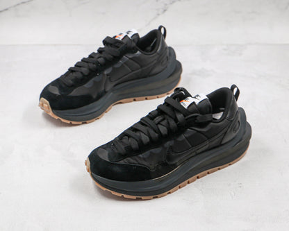 Nike Vaporwaffle Sacai Preto 