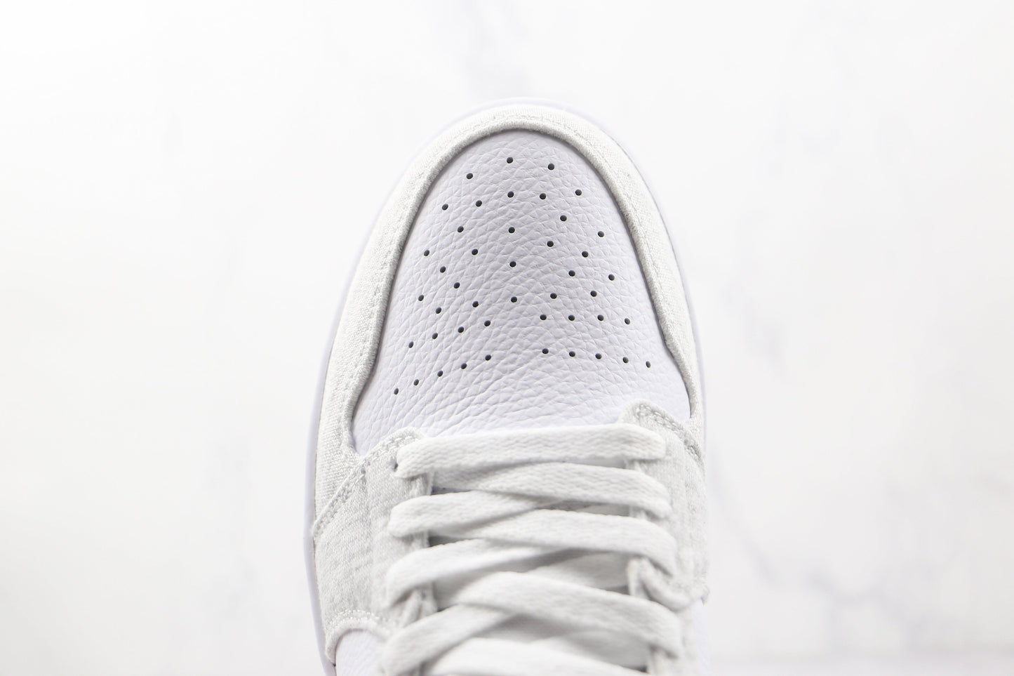 Jordan 1 Mid SE Light Iron Ore 