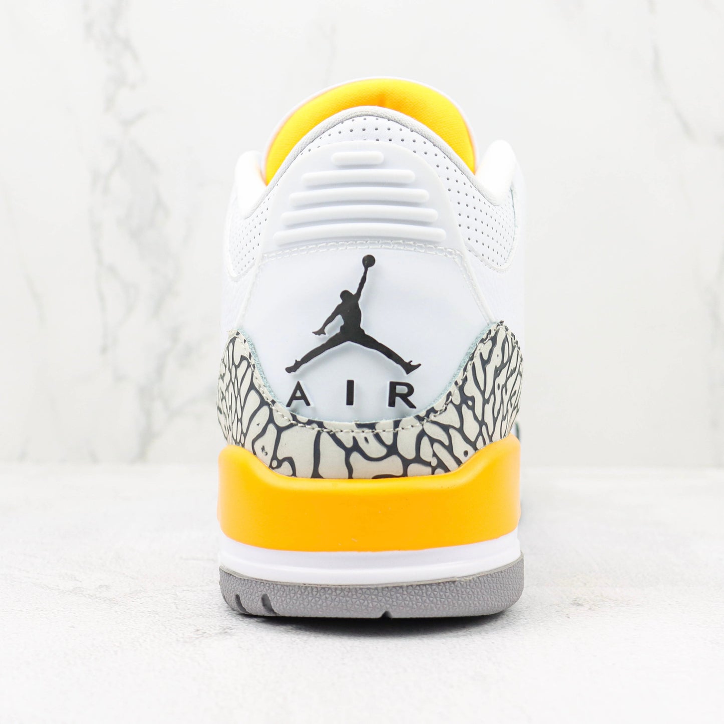 Jordan 3 Retro Laranja Laser 