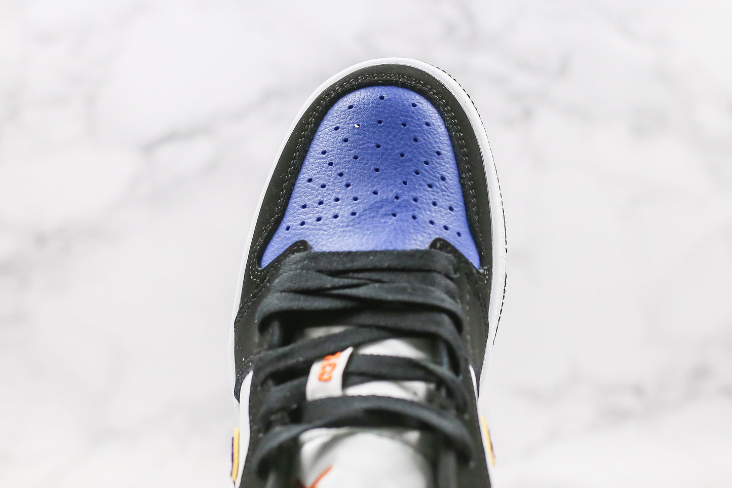 Jordan 1 Low Lakers Top 3 