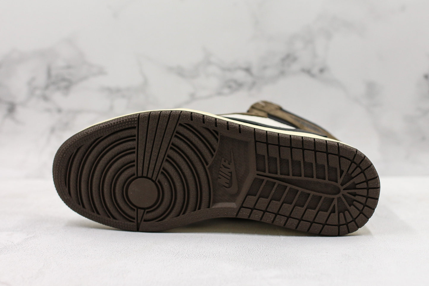 Jordan 1 Retro High Travis Scott Mocha 